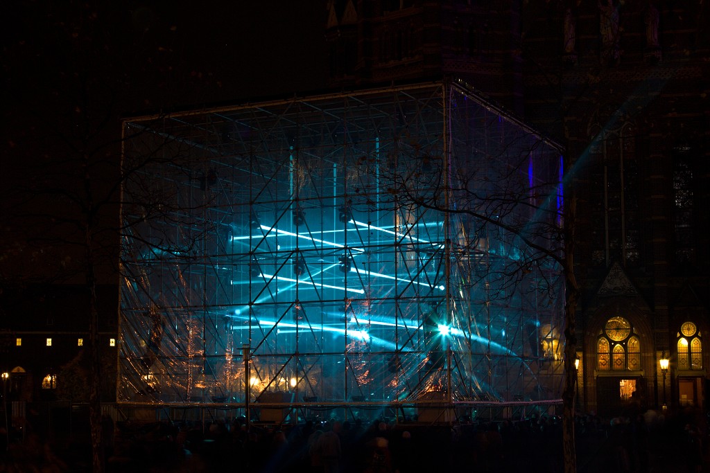 eindhoven kunst art china light licht festival lichtshow show festiviteit glow evenement event chinees chinese verlichting draak dragon lichtfestival